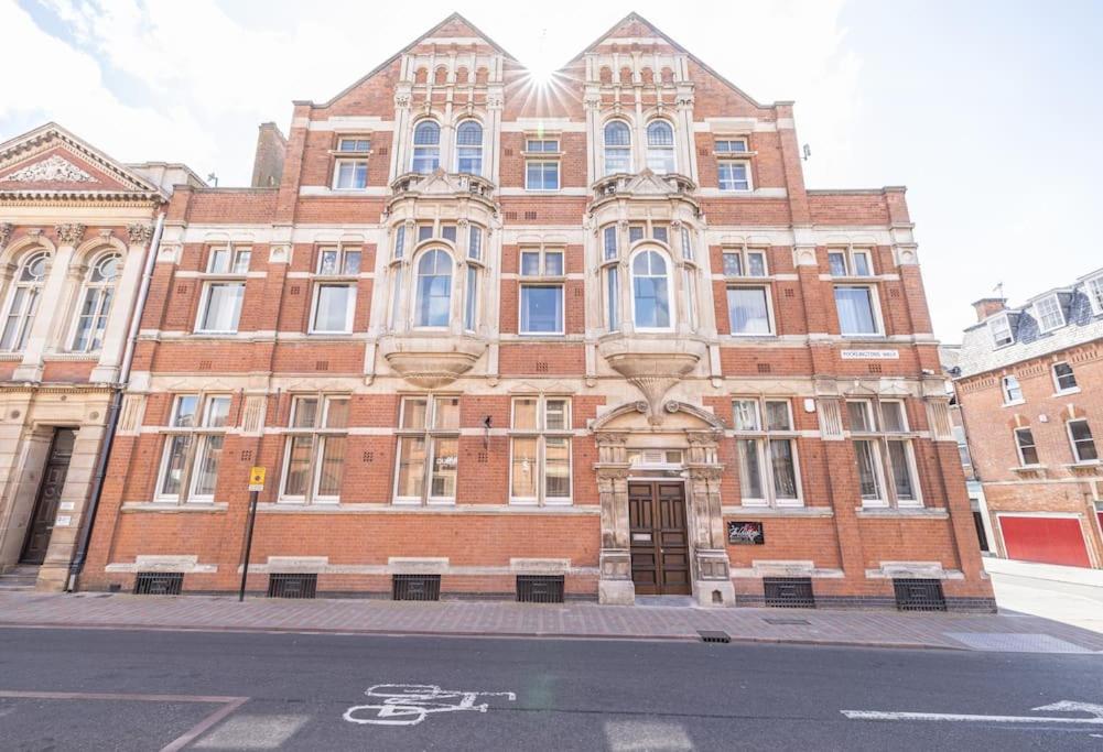 The Pocklington - The Magistrates Suite Leicester Exterior photo